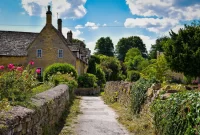 A Journey Through the Enchanting Cotswolds