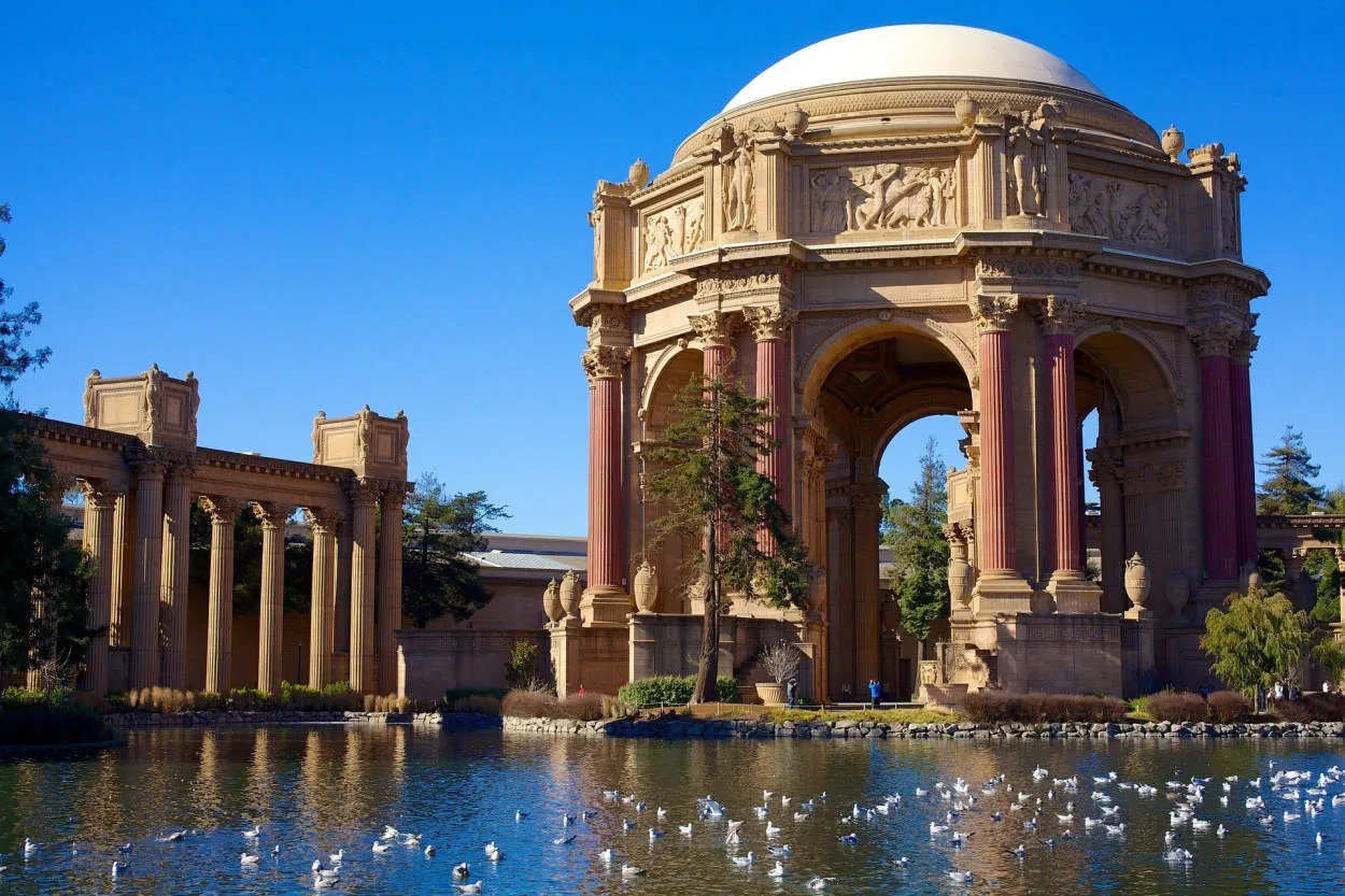 San Francisco's Iconic Landmarks: Must-See Attractions