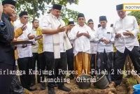 Airlangga Kunjungi Ponpes Al-Falah 2 Nagreg, Launching 'Gibran'