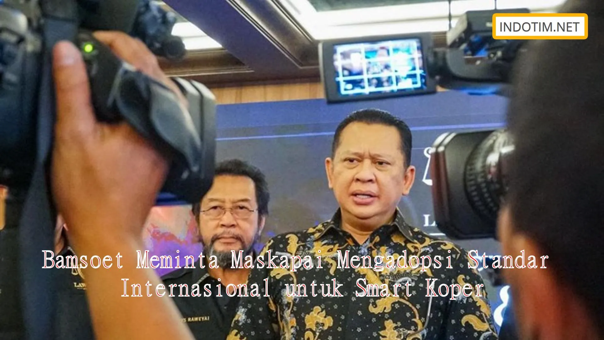 Bamsoet Meminta Maskapai Mengadopsi Standar Internasional untuk Smart Koper