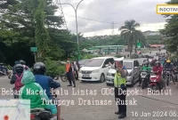 Beban Macet Lalu Lintas GDC Depok: Buntut Tutupnya Drainase Rusak