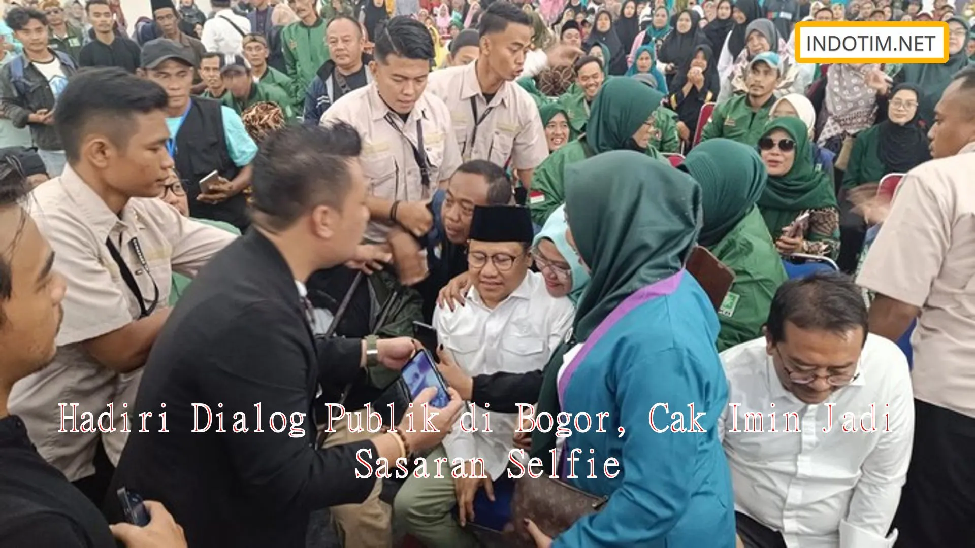 Hadiri Dialog Publik di Bogor, Cak Imin Jadi Sasaran Selfie