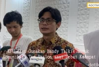 KPU Akan Gunakan Handy Talkie untuk Komunikasi Tim Paslon saat Debat Keempat