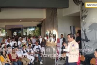 Mahfud Temui Relawan di Makassar, Menyoroti Pentingnya Penyeimbang Parpol