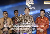 Menkominfo Tepis Hasto, Mengungkap Ketidaknyamanan di Kabinet