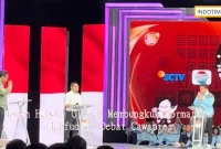 Momen Heboh! Gibran Membungkuk Hormat ke Mahfud di Debat Cawapres