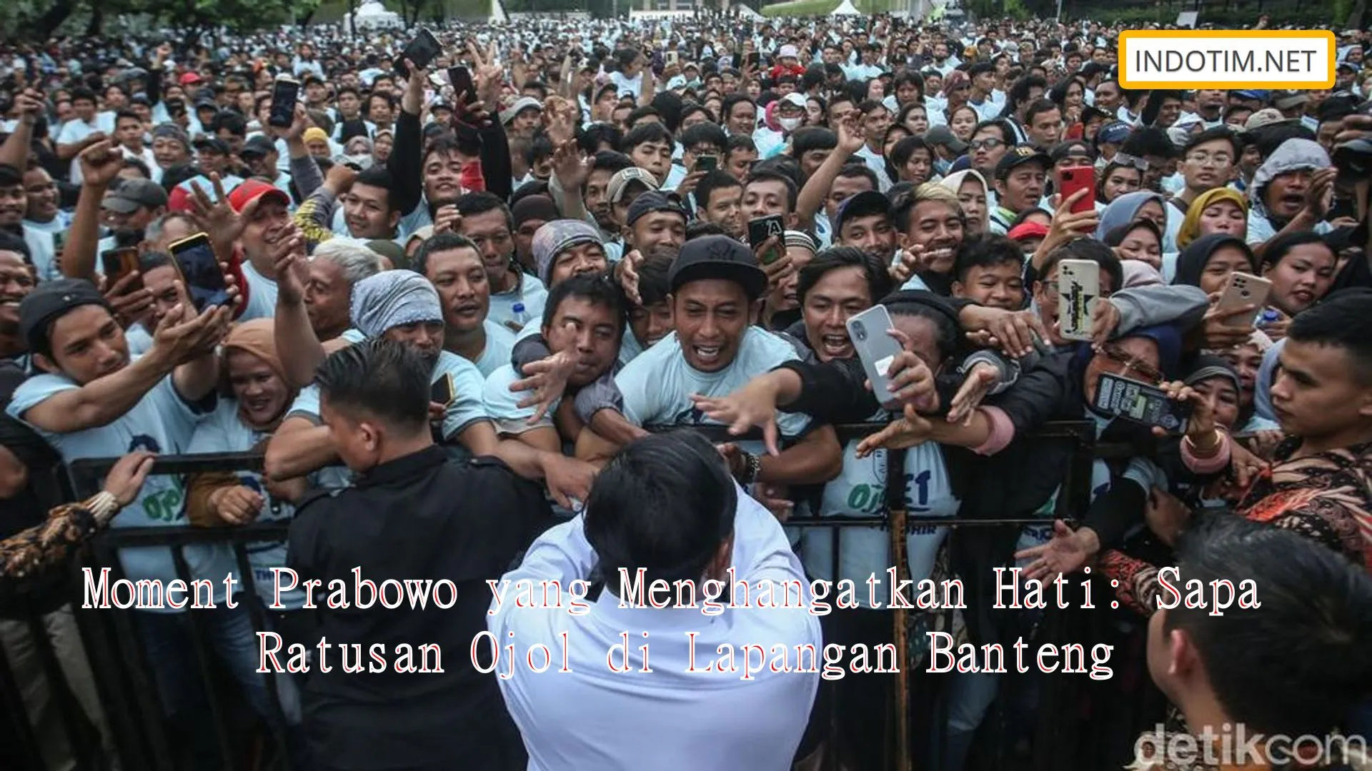 Moment Prabowo yang Menghangatkan Hati: Sapa Ratusan Ojol di Lapangan Banteng