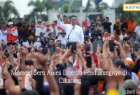 Moment Seru Anies Diserbu Pendukungnya di Cikarang