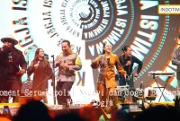 Moment Seru Kapolri Nyanyi dan Joget Bersama Warga Jogja