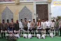 Resmikan Masjid Baru di Kalteng, Kapolri Mengingat Pesan Mendiang Orang Tua