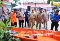 Siaga Banjir, Kapolsek Mampang dan Camat Bentuk Kampung Siaga Bencana!