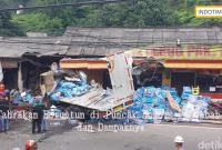 Tabrakan Beruntun di Puncak Bogor: Penyebab dan Dampaknya