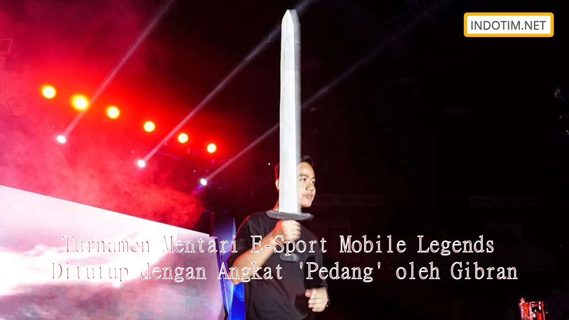 Turnamen Mentari E-Sport Mobile Legends Ditutup dengan Angkat 'Pedang' oleh Gibran