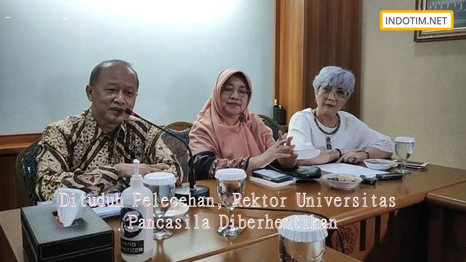 Dituduh Pelecehan, Rektor Universitas Pancasila Diberhentikan