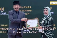 Kesuksesan Bupati Serang Dalam Menerima Penghargaan BAZNAS 2024