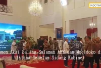 Momen Aksi Saling-Salaman AHY dan Moeldoko di Istana Sebelum Sidang Kabinet