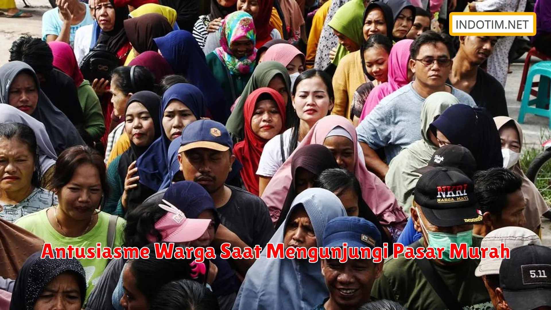 Antusiasme Warga Saat Mengunjungi Pasar Murah