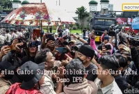 Jalan Gatot Subroto Diblokir Gara-Gara Aksi Demo DPR
