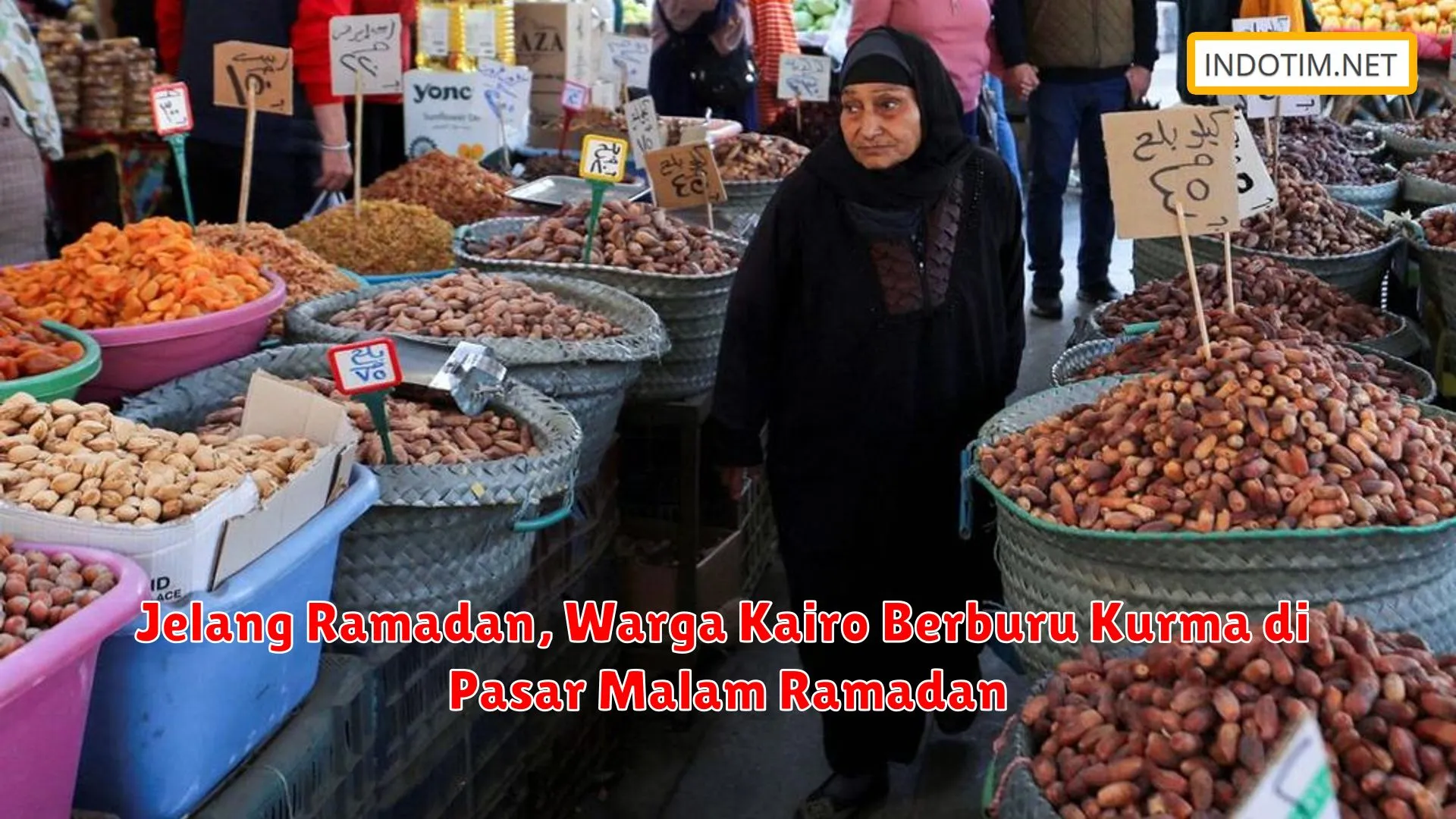 Jelang Ramadan, Warga Kairo Berburu Kurma di Pasar Malam Ramadan